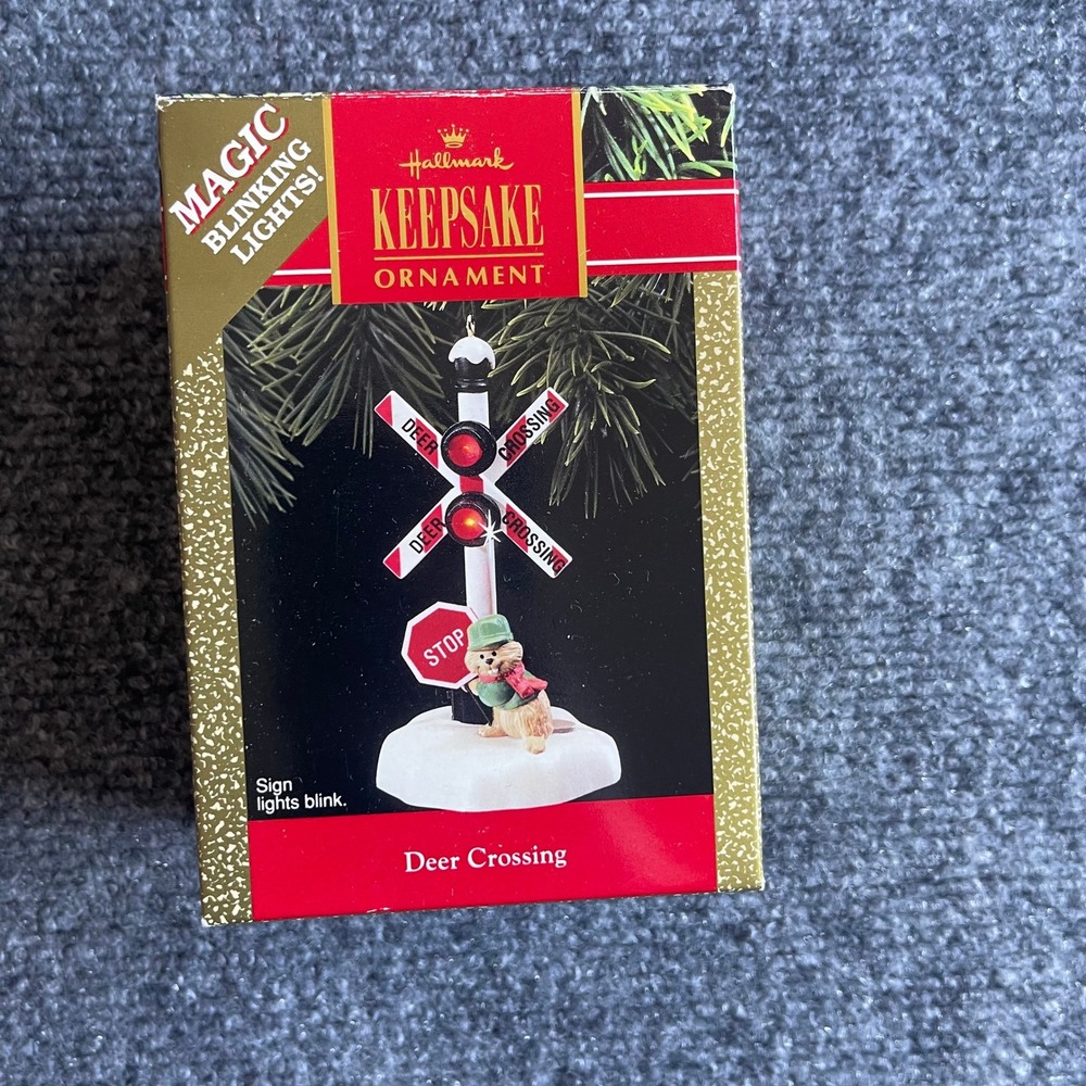 1990 Hallmark Keepsake Magic Ornament Deer Crossing Blinking Lights QLX721-3